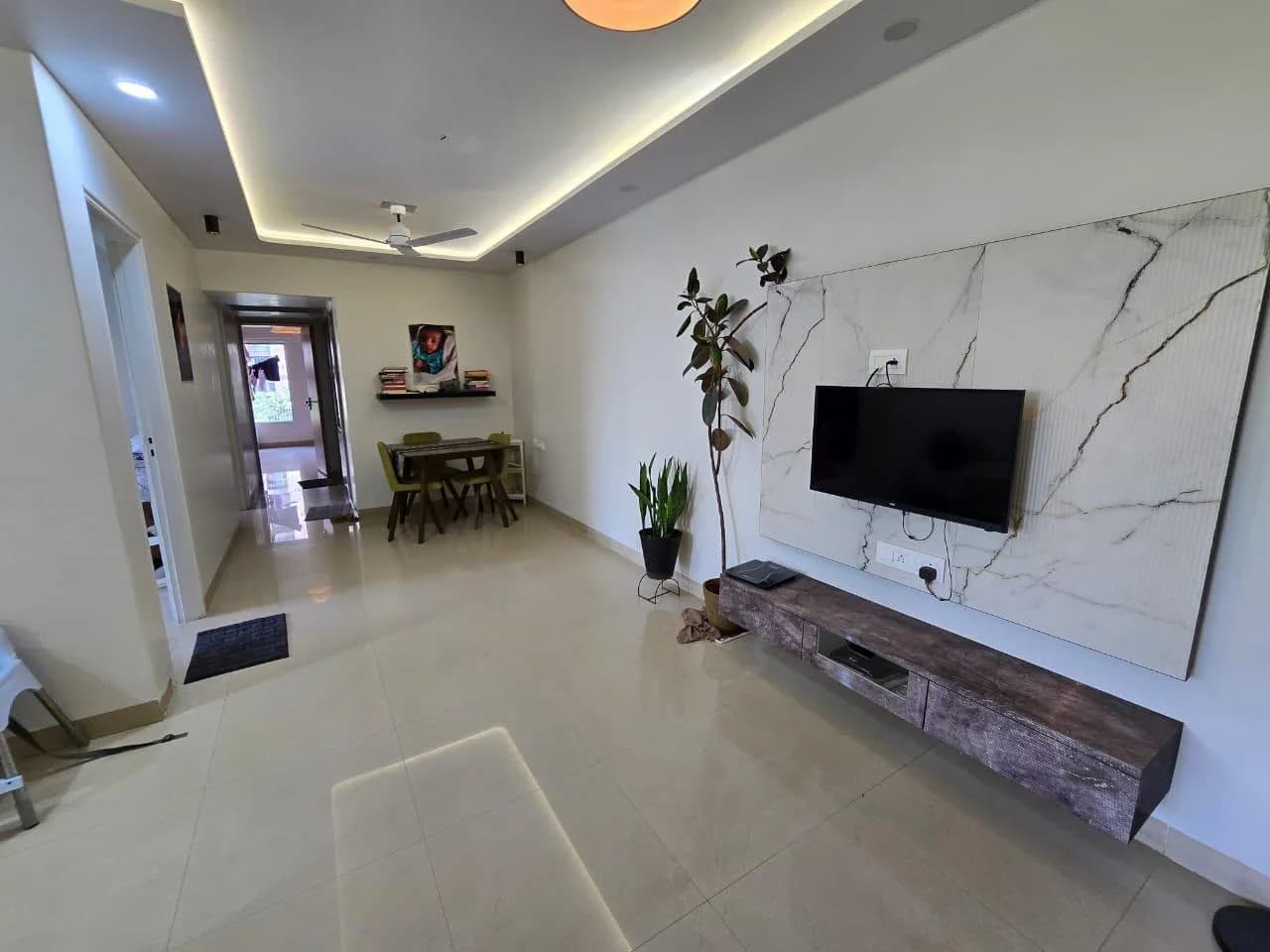 Single room for a female bachelor in a 3BHK